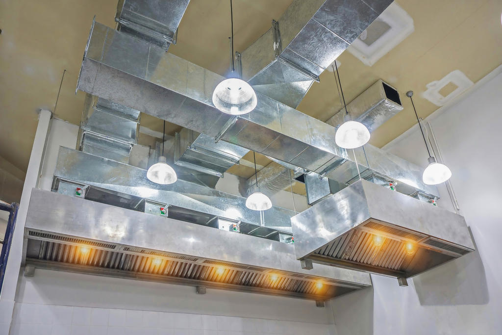 Qual a lumin&aacute;ria ideal para cozinha industrial?